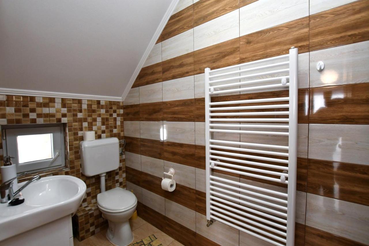 Casa De Oaspeti Cristian Praid Luaran gambar