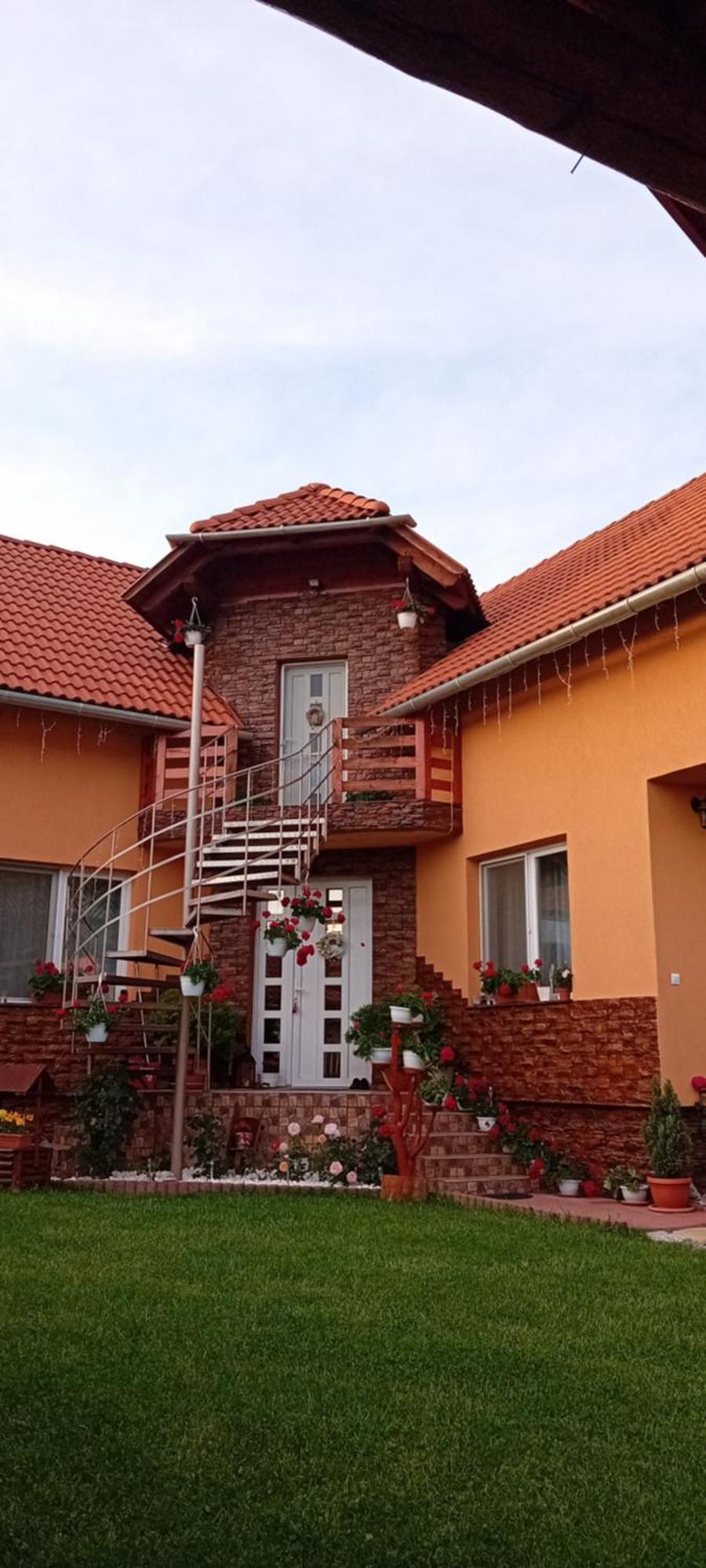 Casa De Oaspeti Cristian Praid Luaran gambar